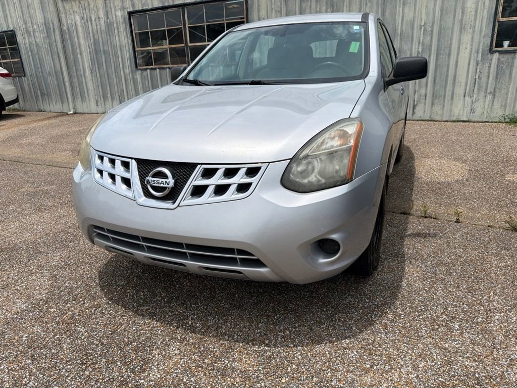 2015 Nissan Rogue Select S FWD's photo