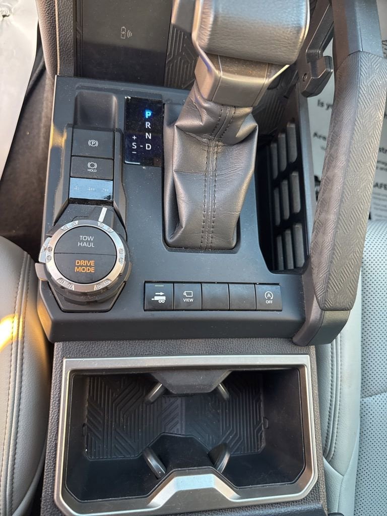 2024 Toyota Tacoma Limited - Photo 37
