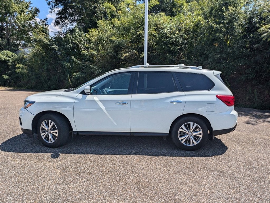 Used 2019 Nissan Pathfinder S with VIN 5N1DR2MN4KC634854 for sale in Laurel, MS