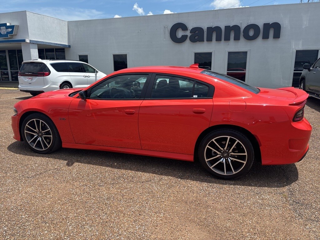 2023 Dodge Charger R/T photo 3