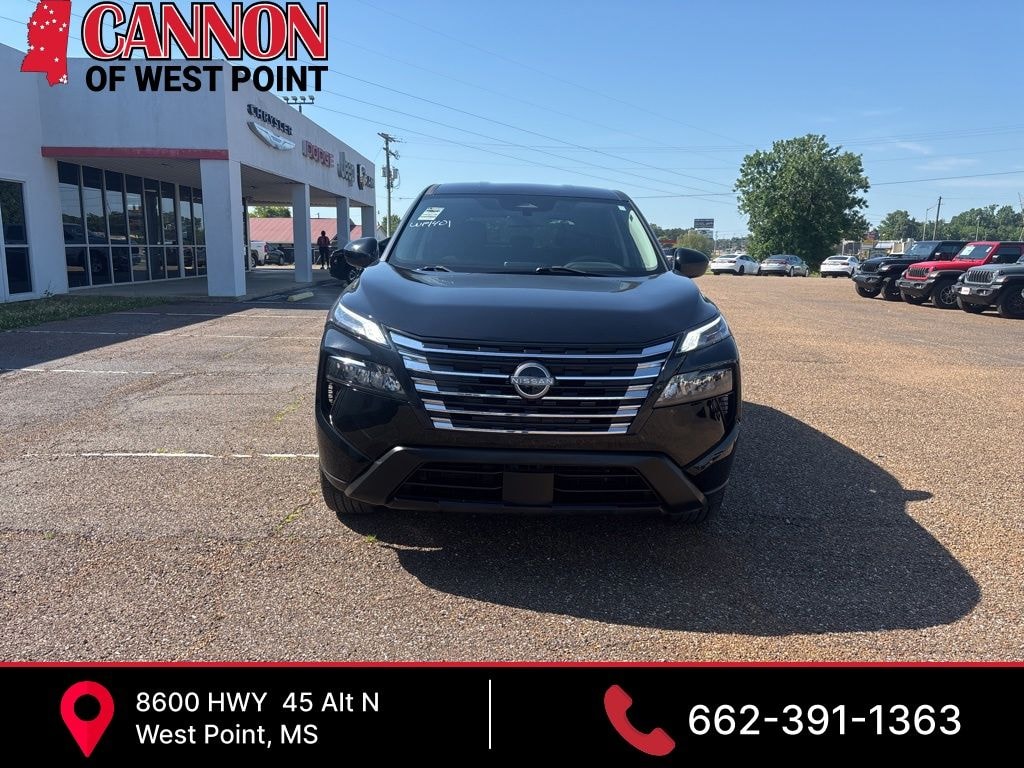 Used 2024 Nissan Rogue SV SUV