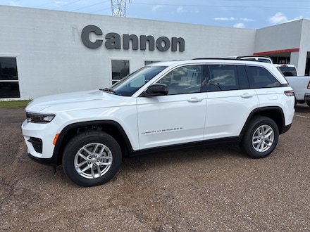 2025 Jeep Grand Cherokee Laredo Sport Utility
