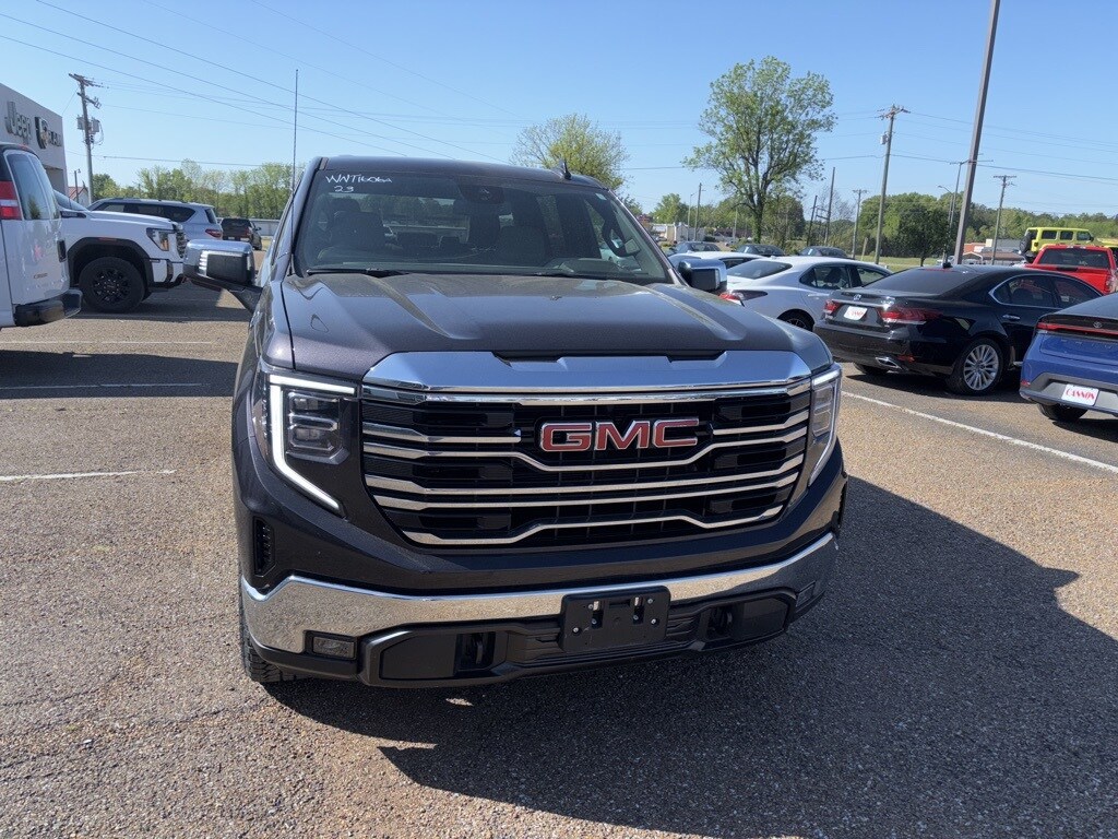 2023 Gmc Sierra 1500 SLT photo 4