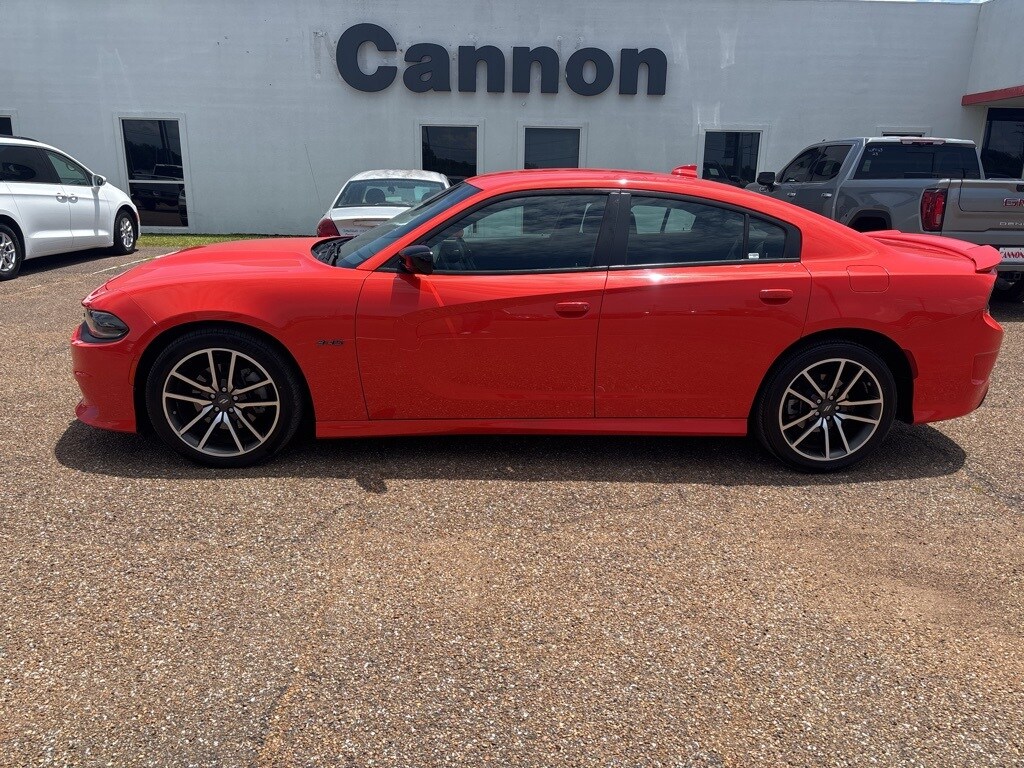 2023 Dodge Charger R/T photo 2