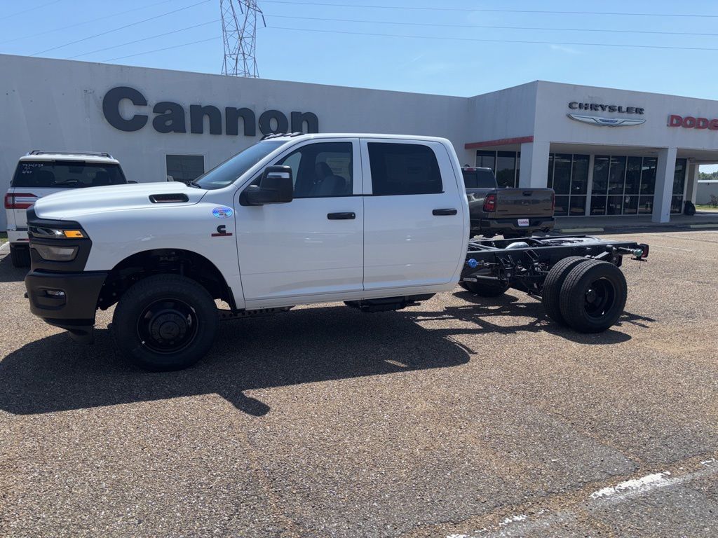2026 RAM 3500 Tradesman 4X4 Crew Cab's photo