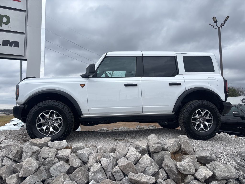 2025 Ford Bronco Badlands 4x4's photo