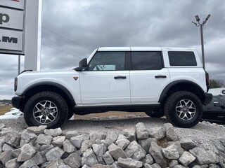 2025 Ford Bronco Badlands SUV