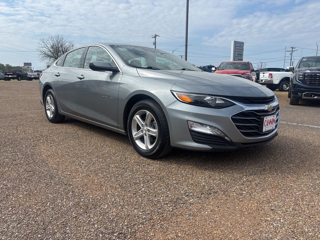 Used 2024 Chevrolet Malibu LT Sedan
