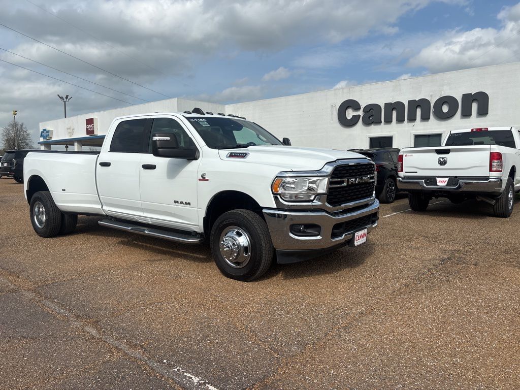 2024 RAM 3500 Big Horn 4X4 Crew Cab LWB's photo