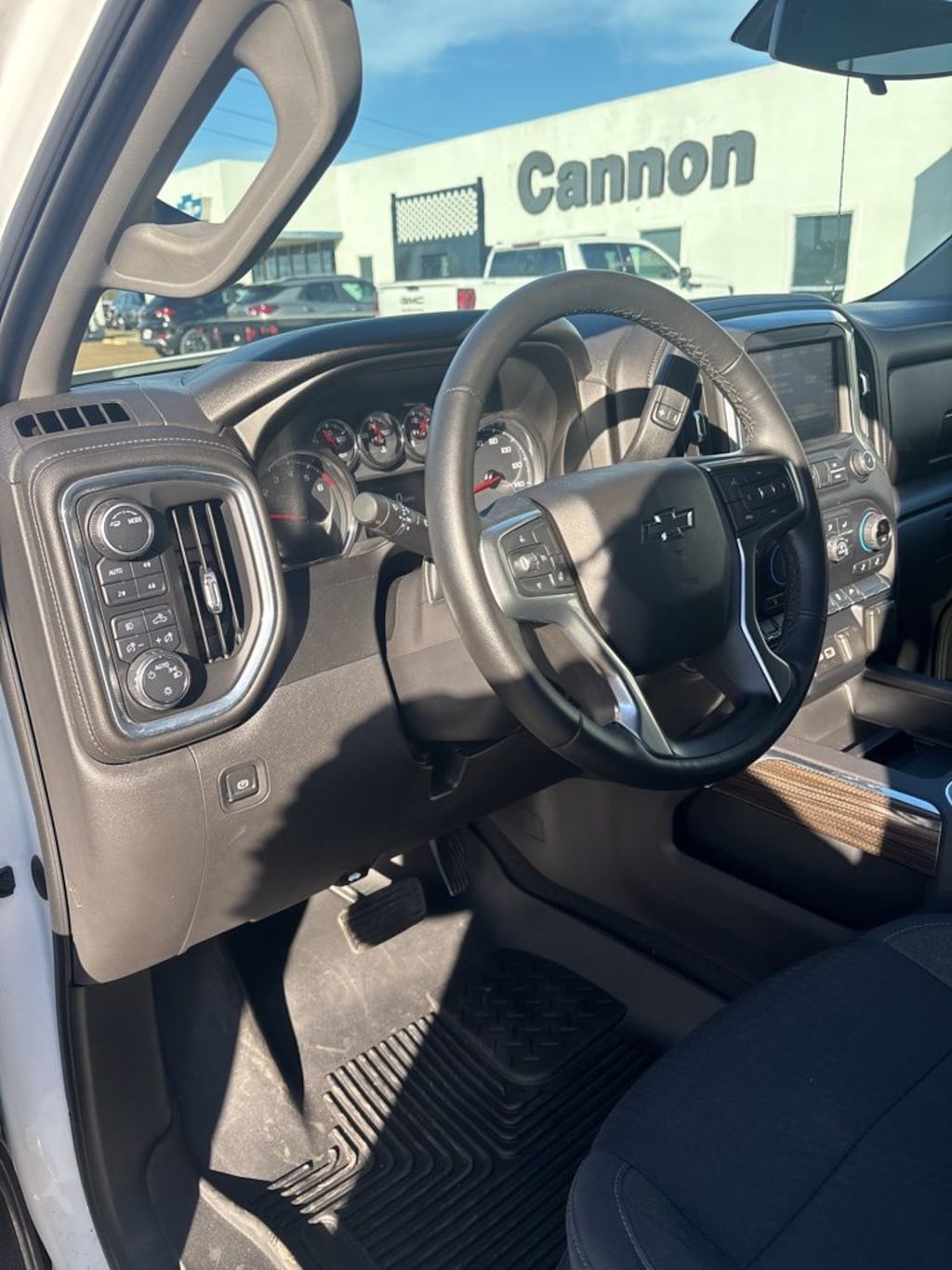 Used 2021 Chevrolet Silverado 1500 RST Truck
