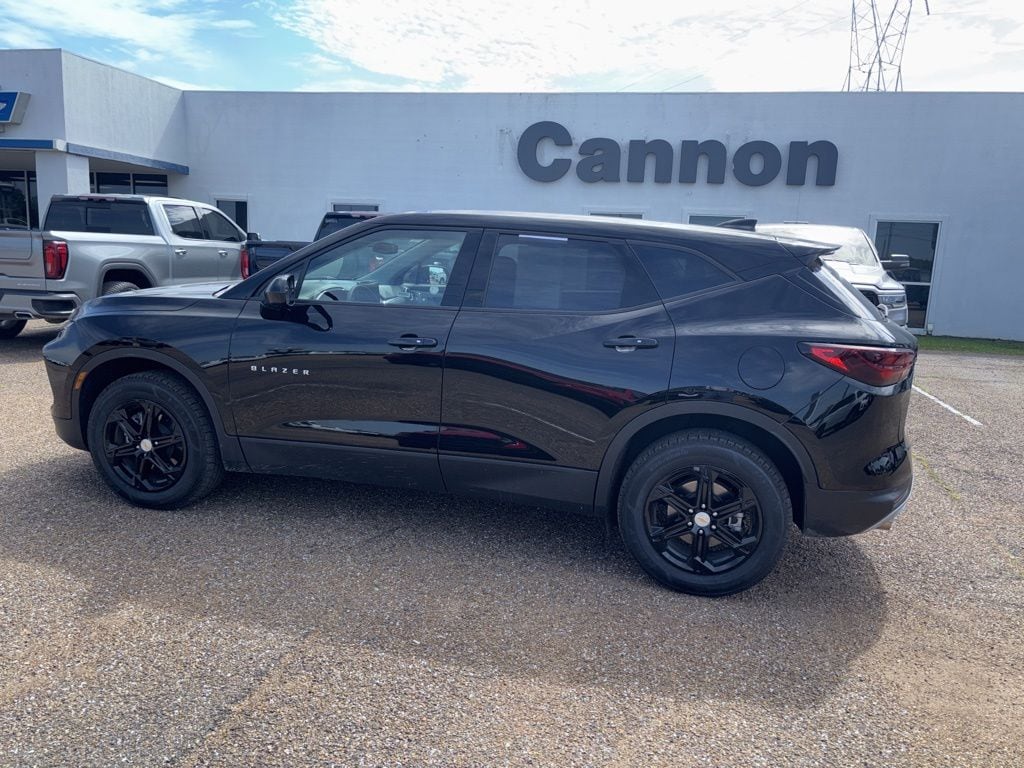 Used 2025 Chevrolet Blazer LT SUV