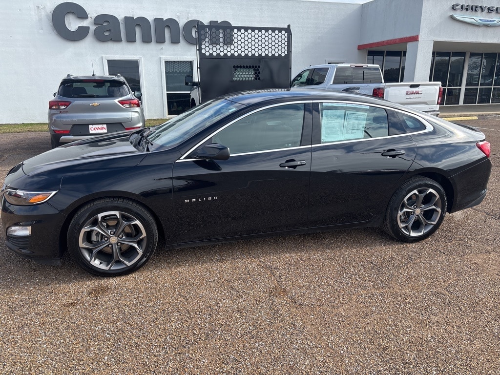 Used 2024 Chevrolet Malibu LT Sedan