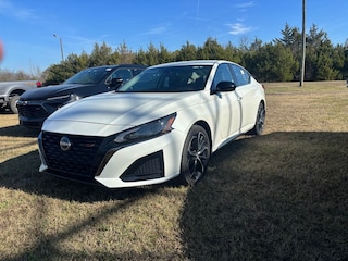 2025 Nissan Altima 2.5 SR Sedan