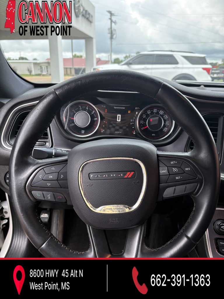 2016 Dodge Challenger SXT - Photo 7