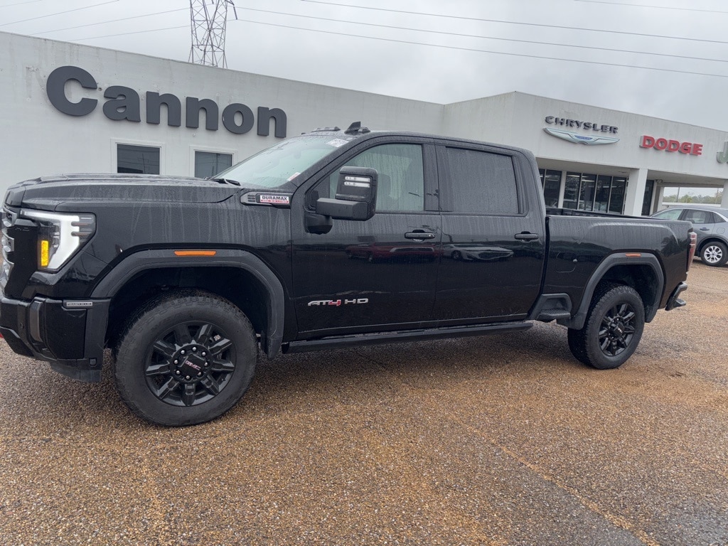 2024 GMC Sierra 2500HD AT4's photo