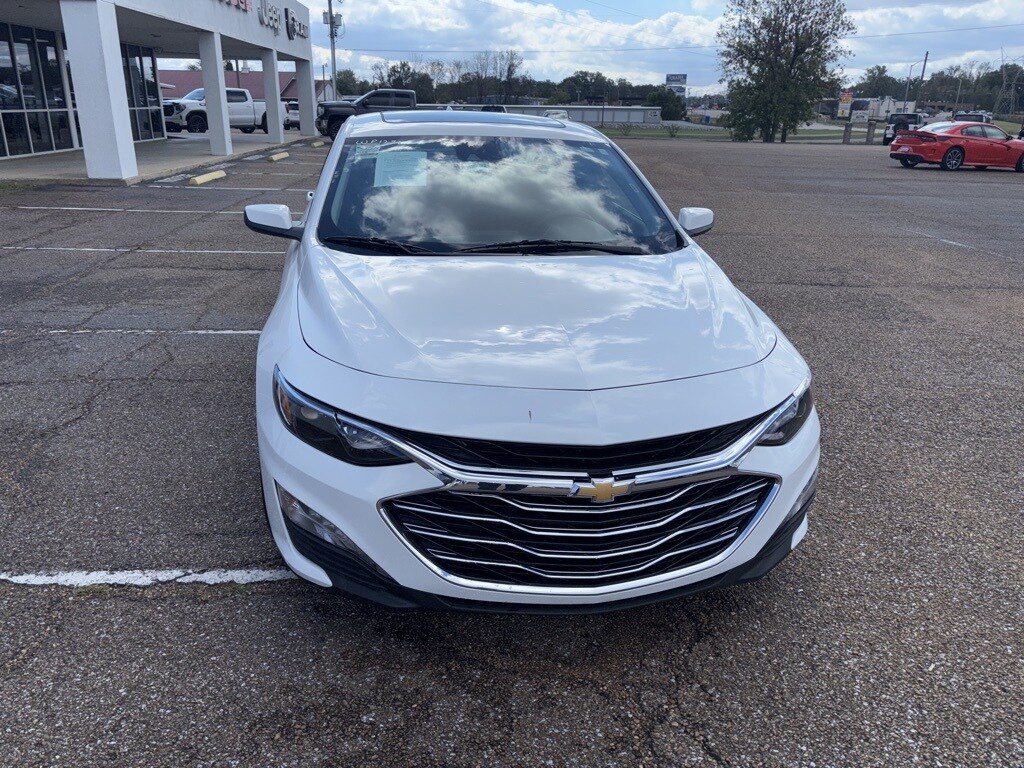 Used 2024 Chevrolet Malibu LT Sedan