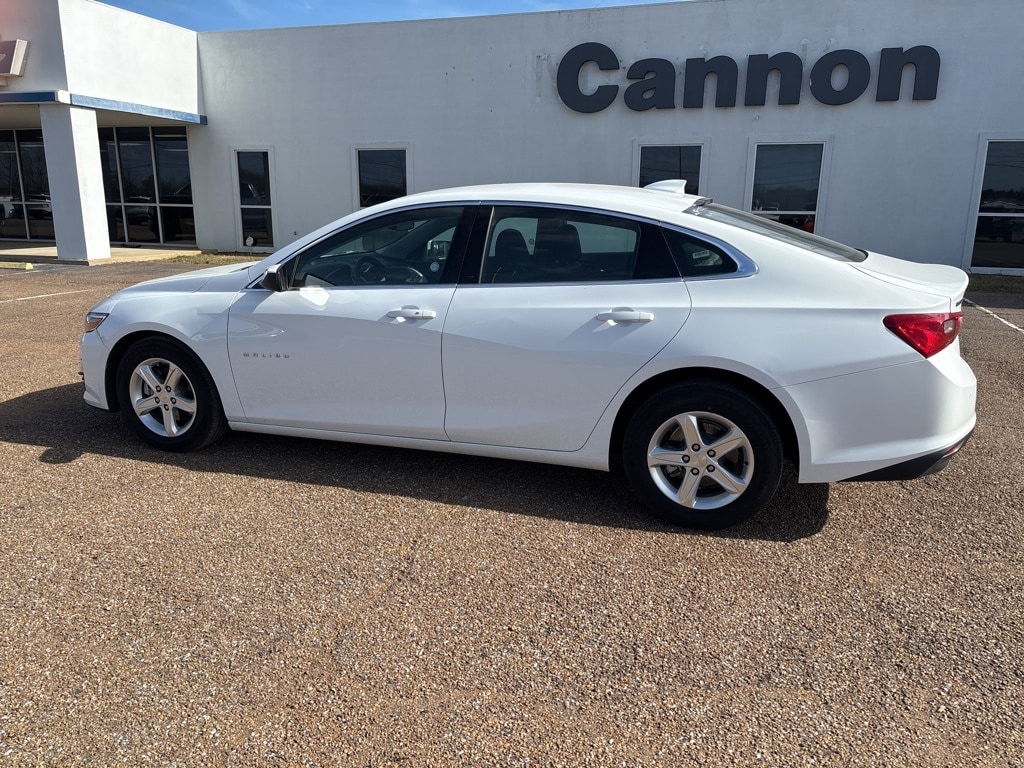 Used 2024 Chevrolet Malibu LT Sedan