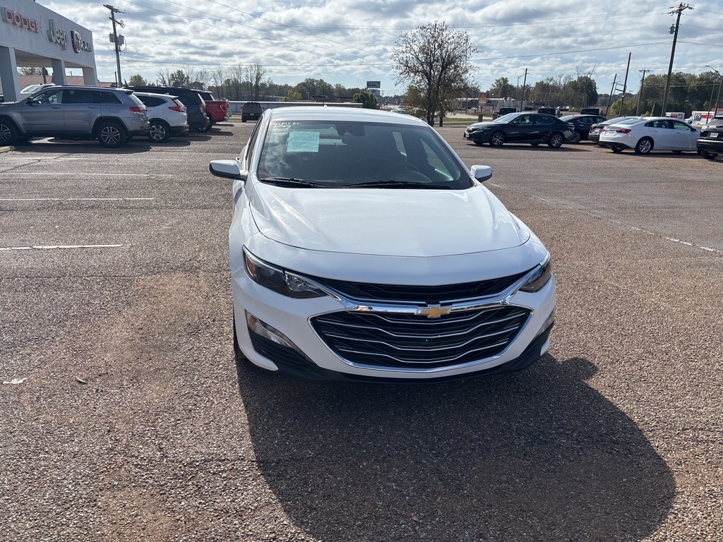 Used 2024 Chevrolet Malibu LT Sedan