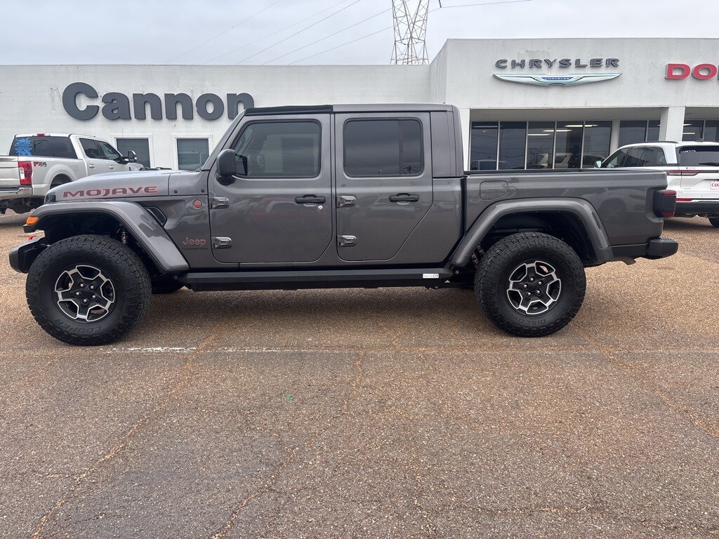 2022 Jeep Gladiator Mojave's photo