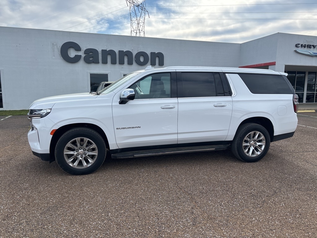Used 2023 Chevrolet Suburban Premier with VIN 1GNSKFKD3PR477136 for sale in West Point, MS