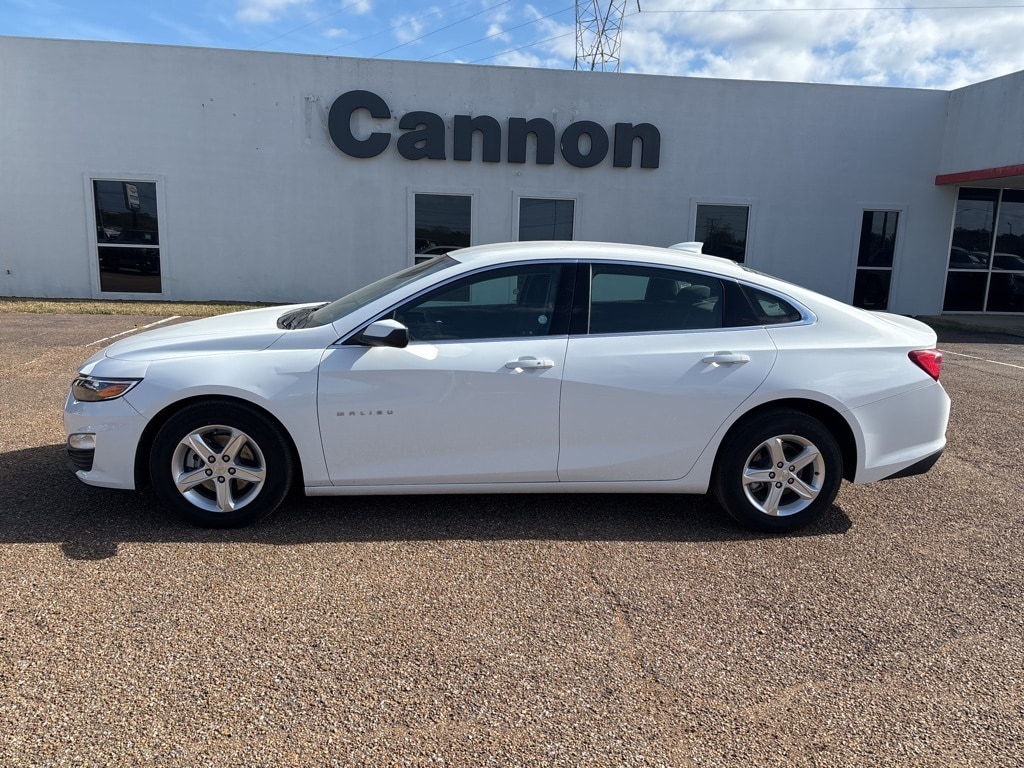 Used 2024 Chevrolet Malibu LT Sedan