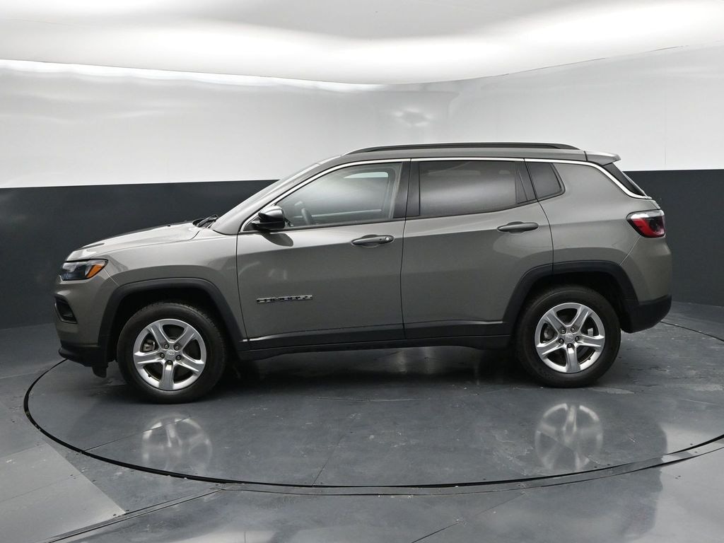 Used 2024 Jeep Compass Latitude SUV
