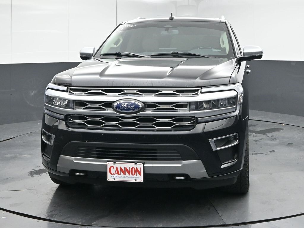 2023 Ford Expedition Platinum photo 2