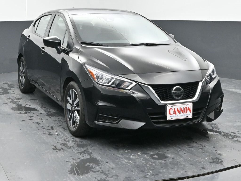 2022 Nissan Versa 1.6 SV photo 2