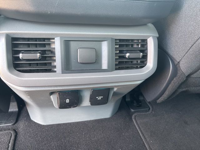 2024 Ford F-150 XLT - Photo 17