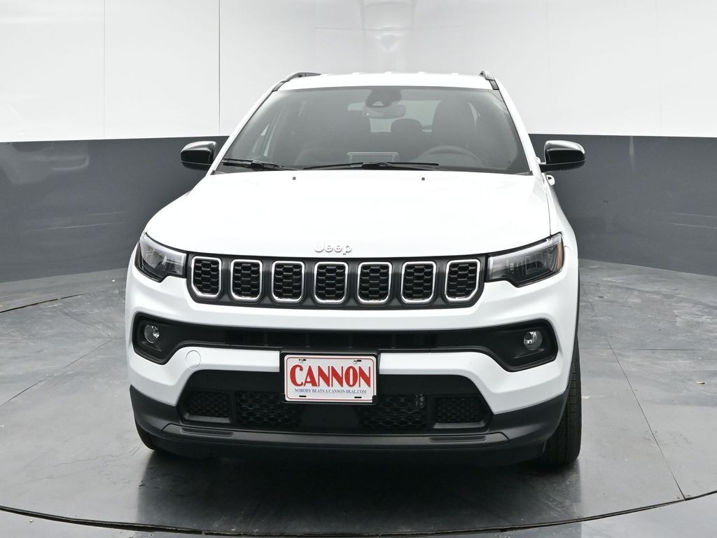 Used 2025 Jeep Compass Latitude SUV