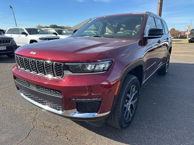 2025 Jeep Grand Cherokee L Limited's photo