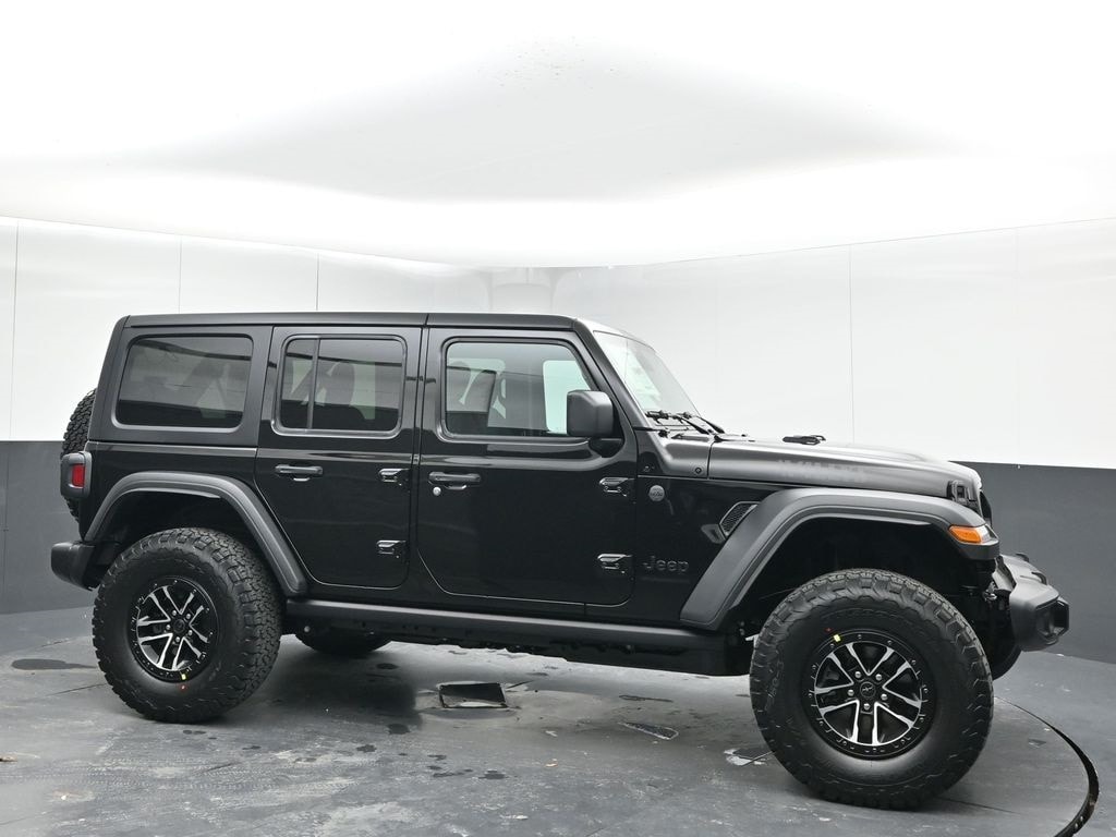 2026 Jeep Wrangler 4-Door Willys's photo