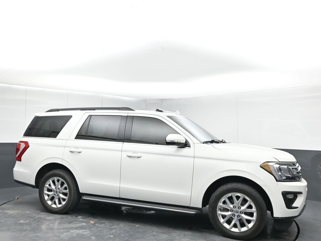 2021 Ford Expedition XLT's photo