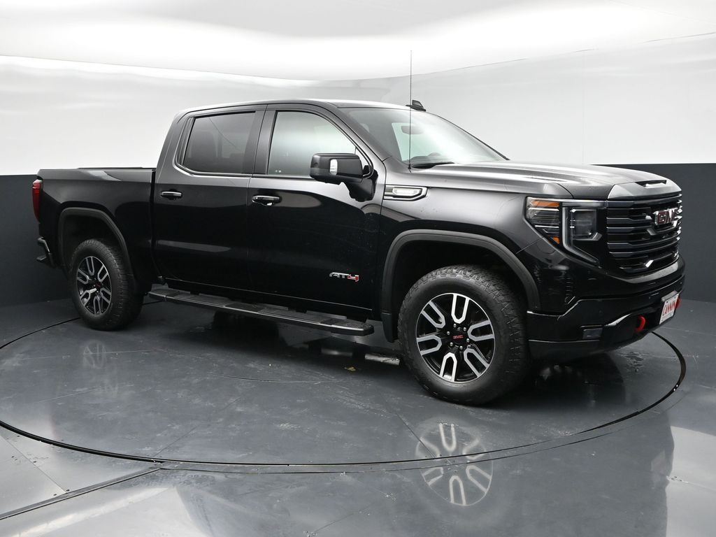 2022 GMC Sierra 4WD Crew Cab Short Box AT4's photo
