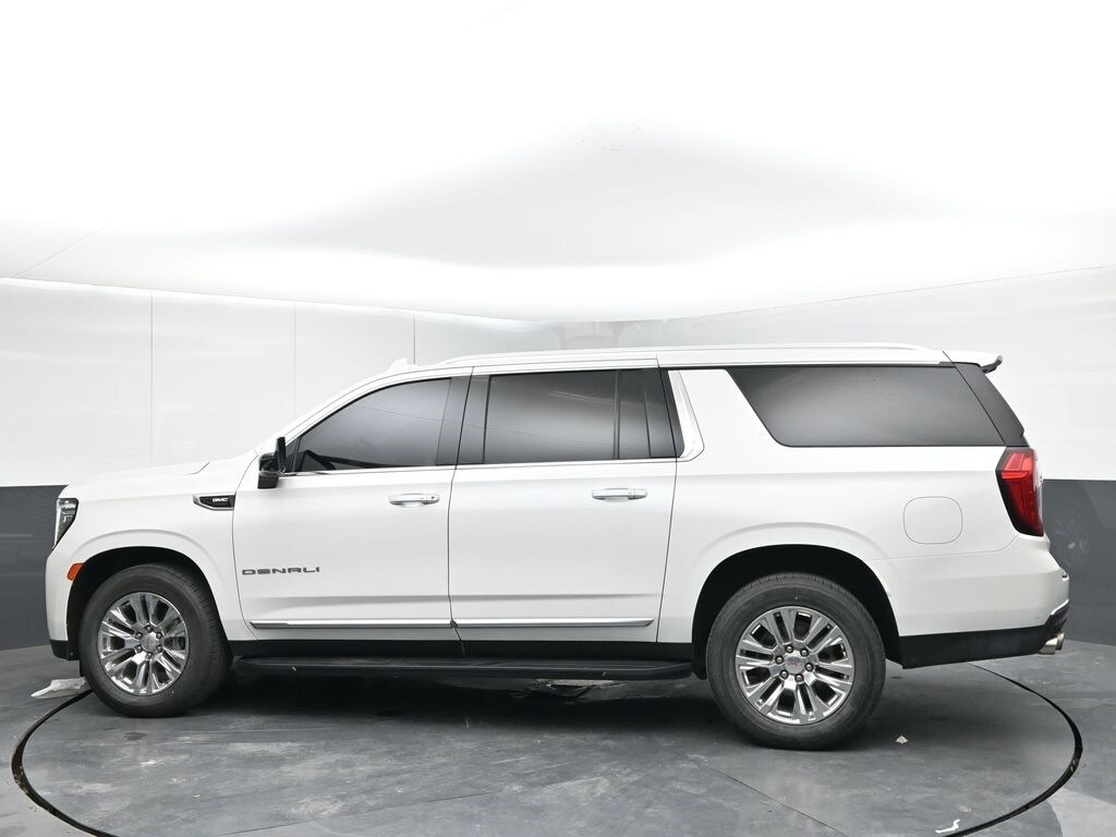 2021 Gmc Yukon XL Denali photo 3