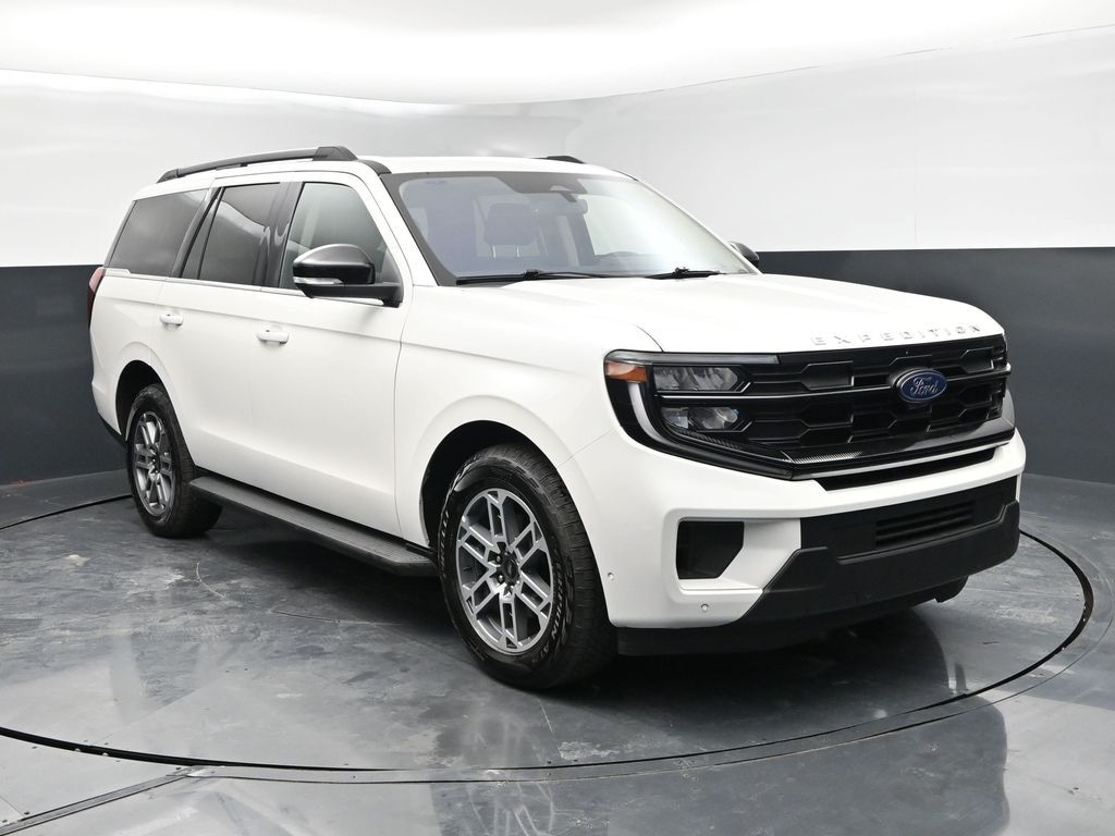 Used 2025 Ford Expedition Active SUV