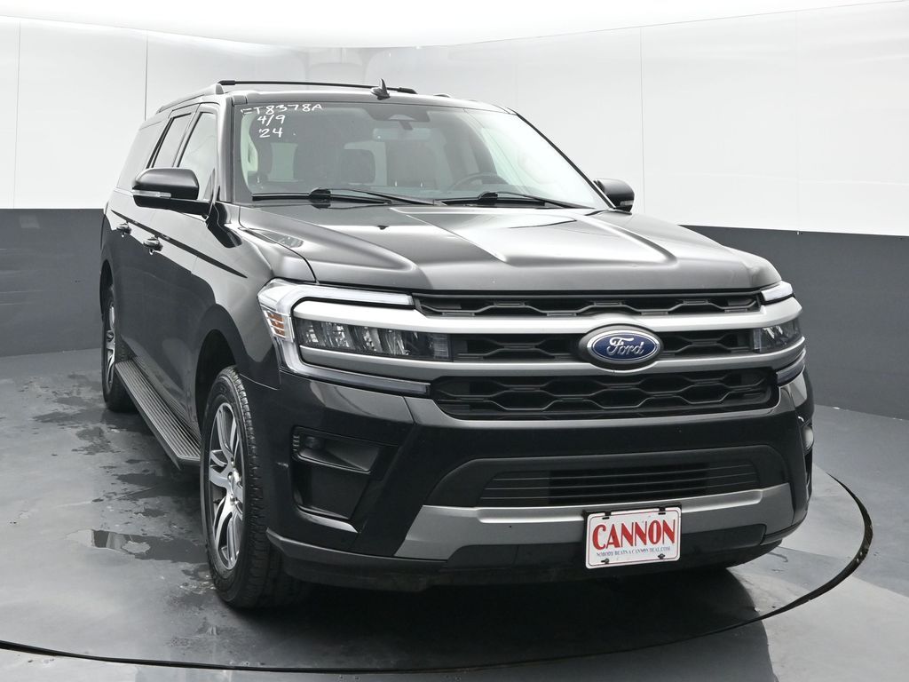 2024 Ford Expedition XLT MAX's photo
