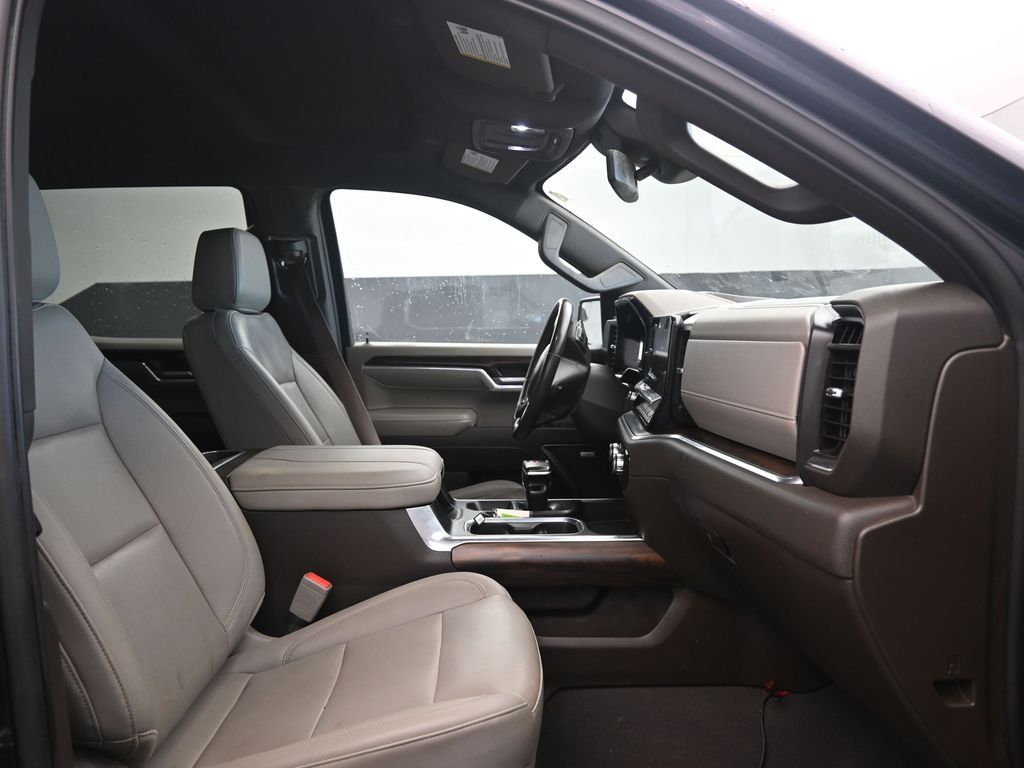 2023 GMC Sierra 1500 SLT - Photo 10