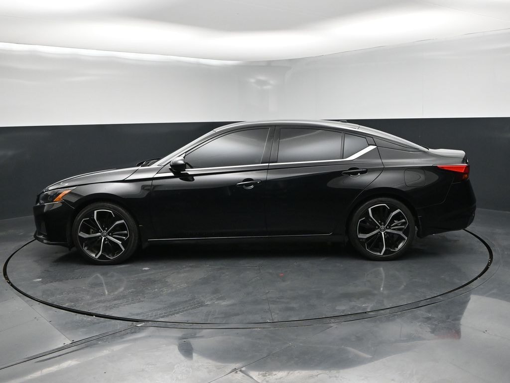 Used 2024 Nissan Altima 2.5 SR Sedan
