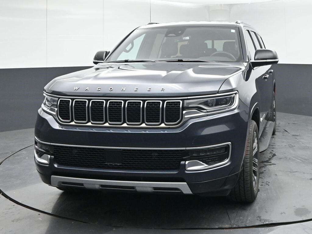 2024 Jeep Wagoneer L Series II photo 3