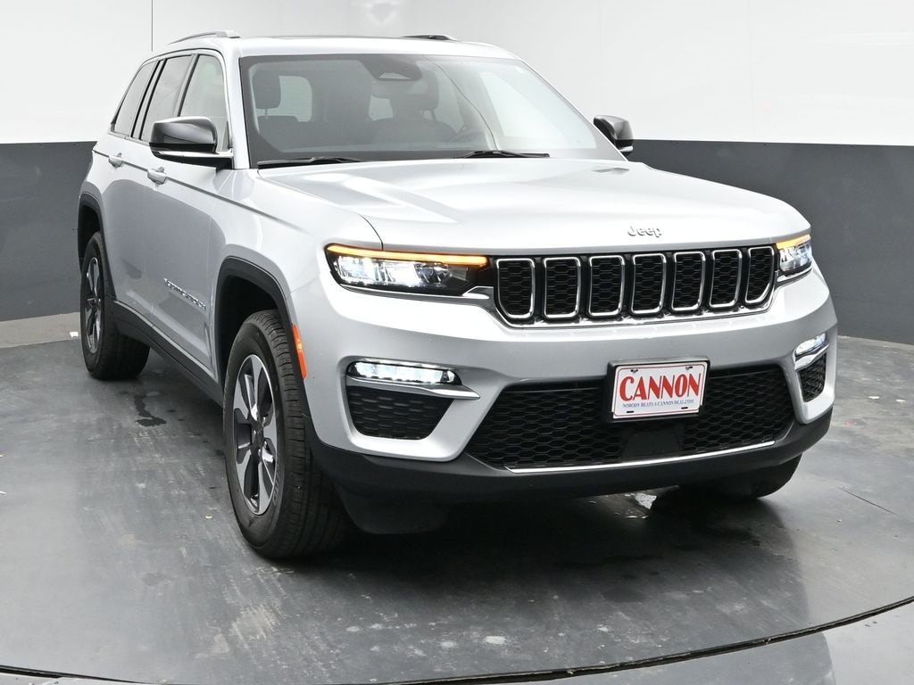 Used 2024 Jeep Grand Cherokee 4xe with VIN 1C4RJYB61RC709990 for sale in Cleveland, MS