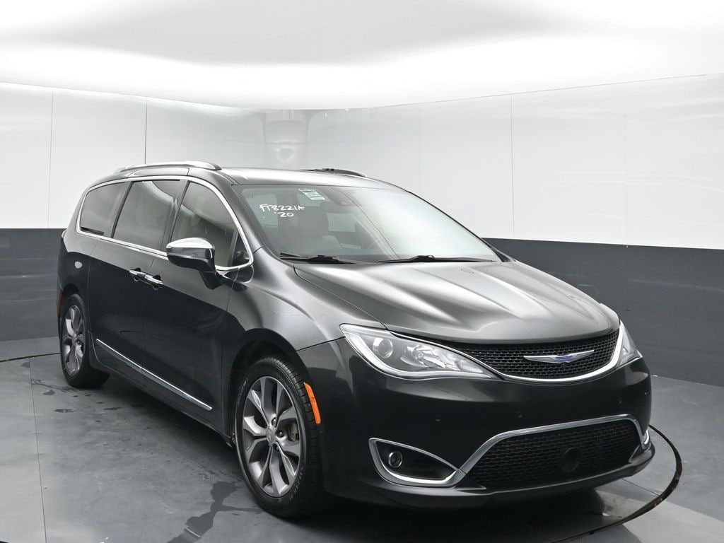 Used 2020 Chrysler Pacifica Limited Minivan/Van
