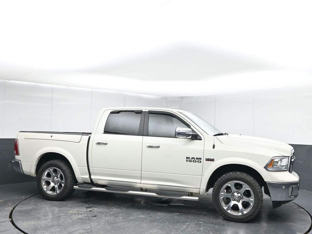 2017 RAM Ram 1500 Pickup Laramie