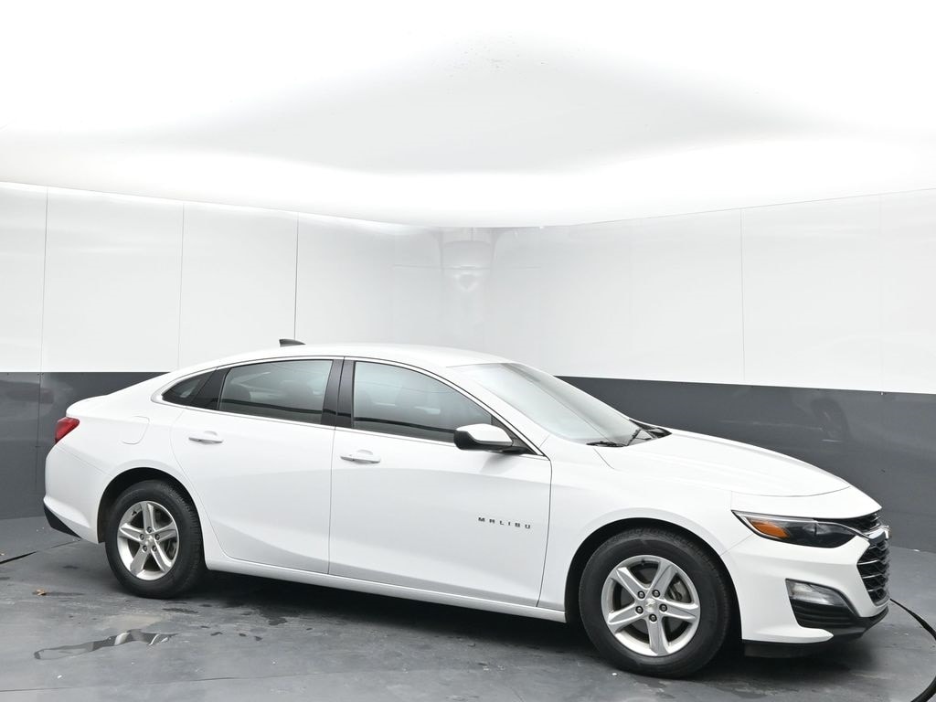 Used 2023 Chevrolet Malibu LS Sedan
