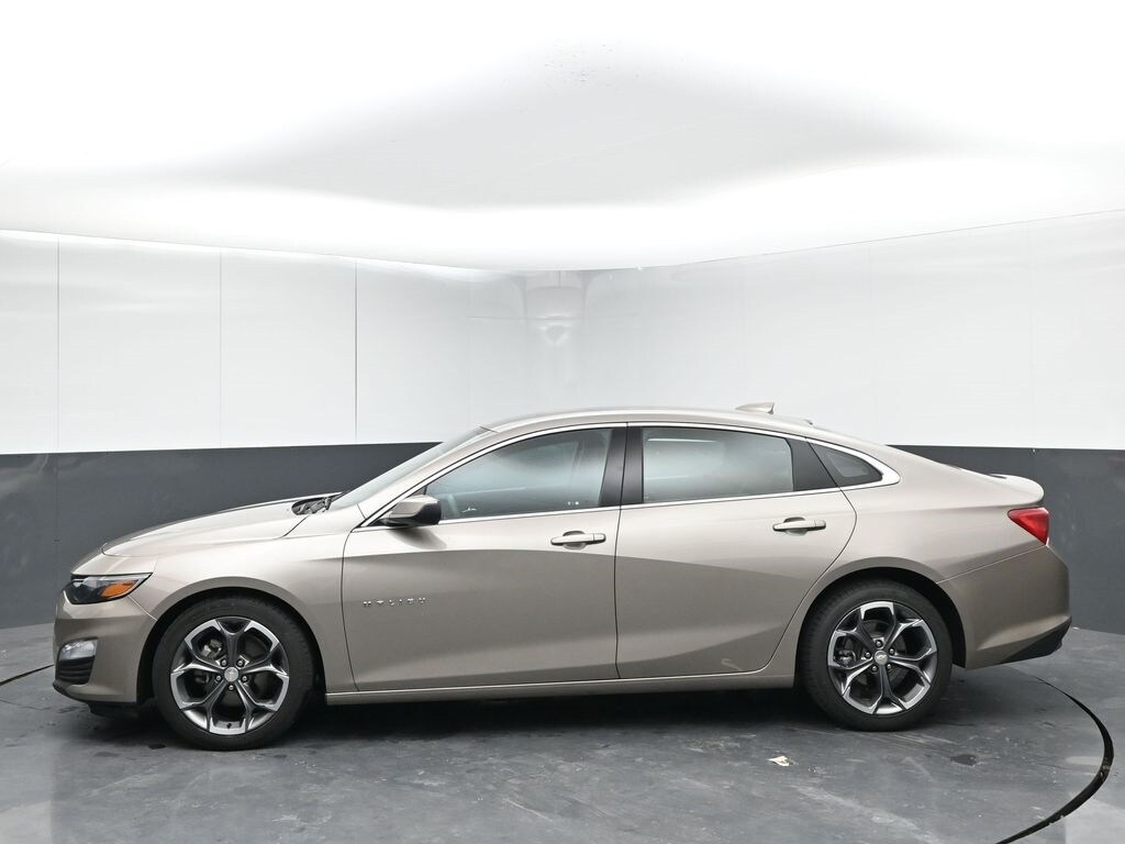 2023 Chevrolet Malibu 1LT photo 3