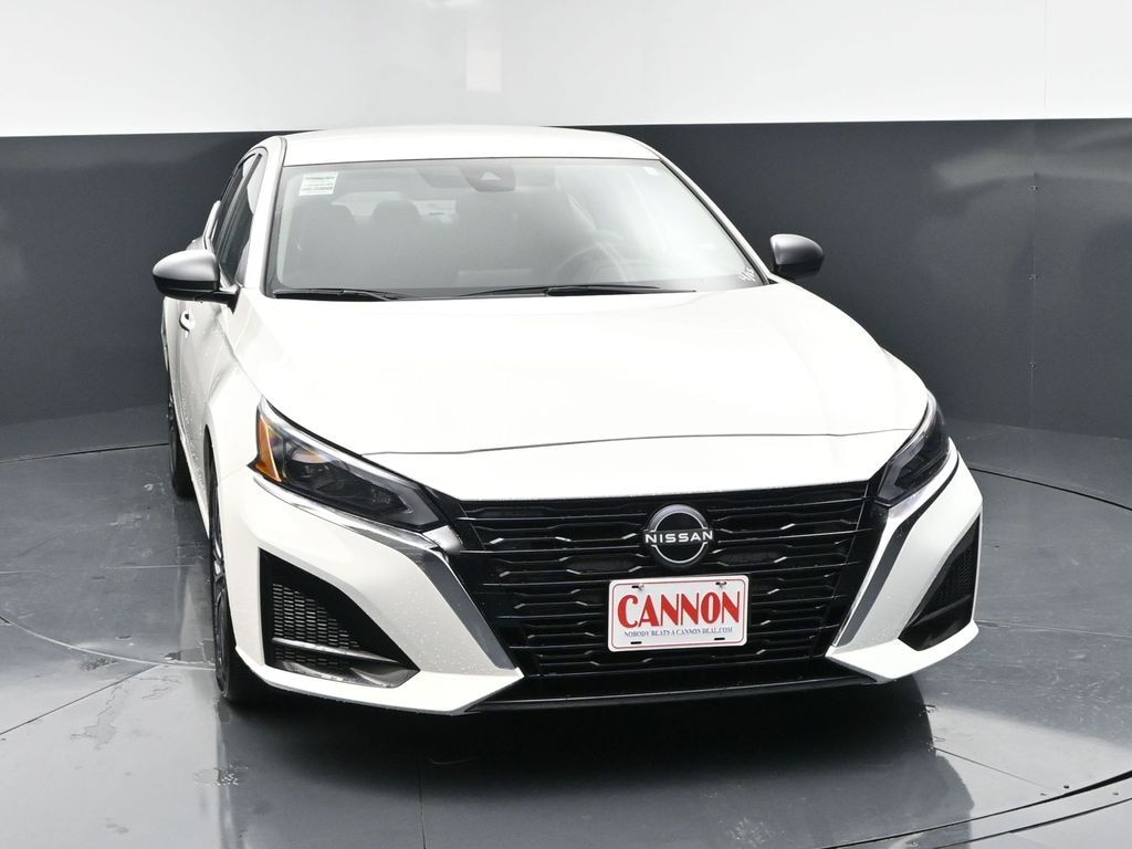 Used 2025 Nissan Altima 2.5 SV Sedan