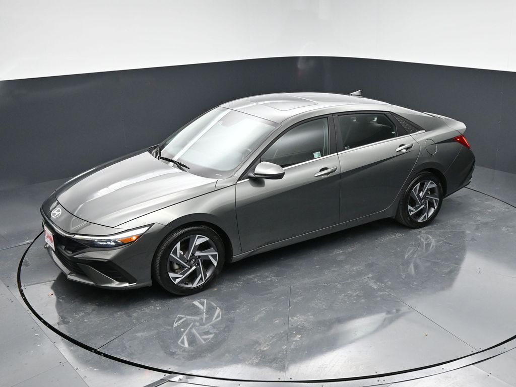 2025 Hyundai Elantra SEL - Photo 21