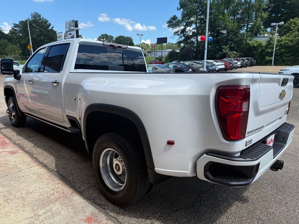 Used 2023 Chevrolet Silverado 3500HD High Country Truck
