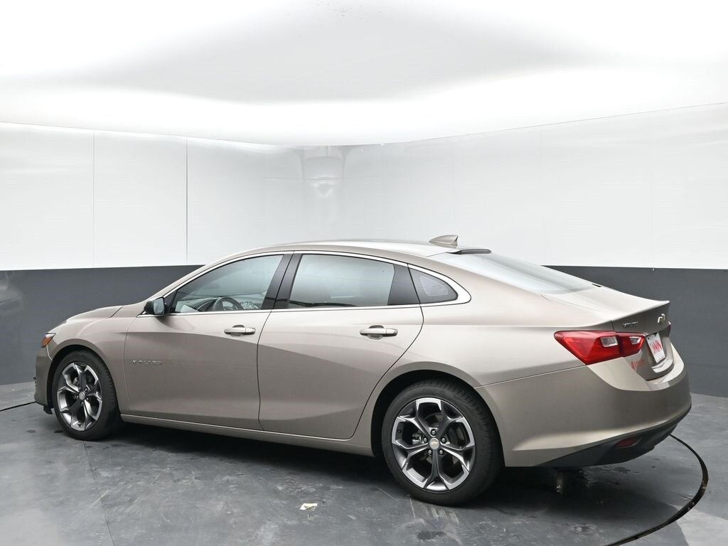 2023 Chevrolet Malibu 1LT photo 4