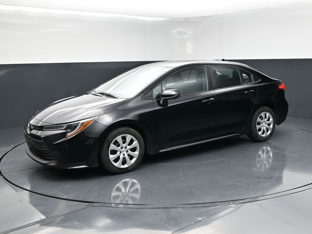Used 2024 Toyota Corolla LE Sedan